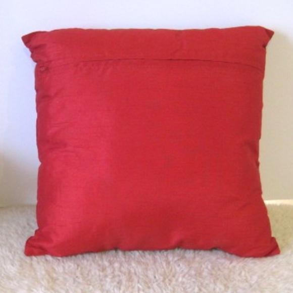 Decorative Embroidered Floral Print Throw Pillow - Picture 3 of 6